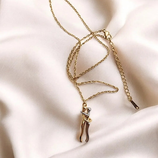 Amorae | Birbirine Sarılan Çelik Kolye