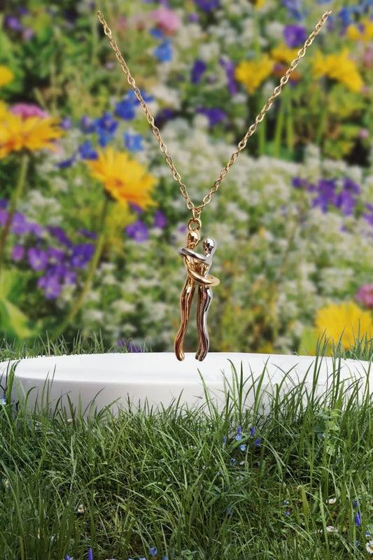 Amorae | Birbirine Sarılan Çelik Kolye