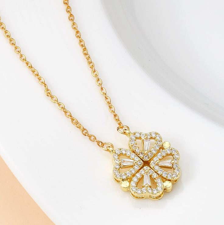 Amorae | 14 Ayar Altın Kaplama Açılabilir Yonca Kolye