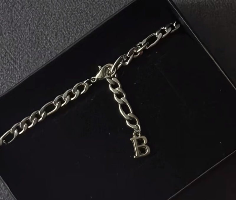 Amorae | Harfli Çelik Bileklik